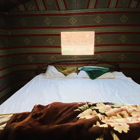 Bed and Breakfast Bedouin Memories Camp Wadi Rum Exterior foto
