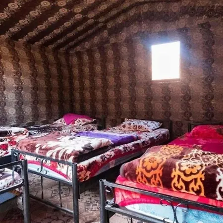 Bed and Breakfast Bedouin Memories Camp Wadi Rum Exterior foto
